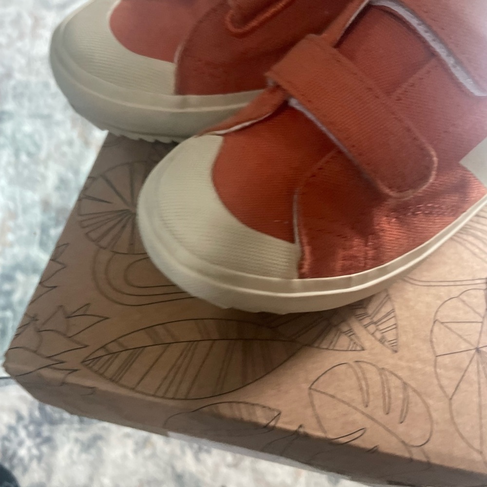 Veja Orange Velcro Sneakers Retro-Inspired Casual - Picture 8 of 8